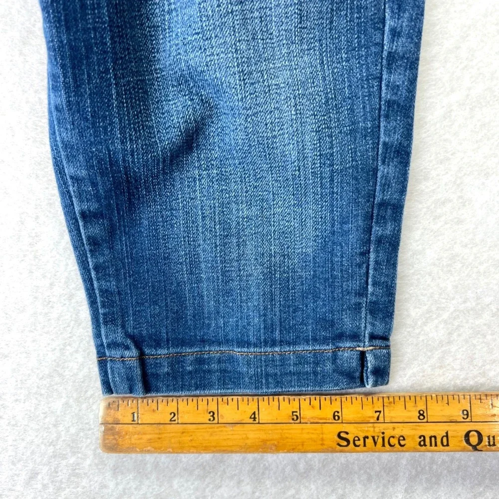 Y2K Low Rise Old Navy The Diva Bermuda Jean Shorts Womens 4 Blue Denim Jorts
